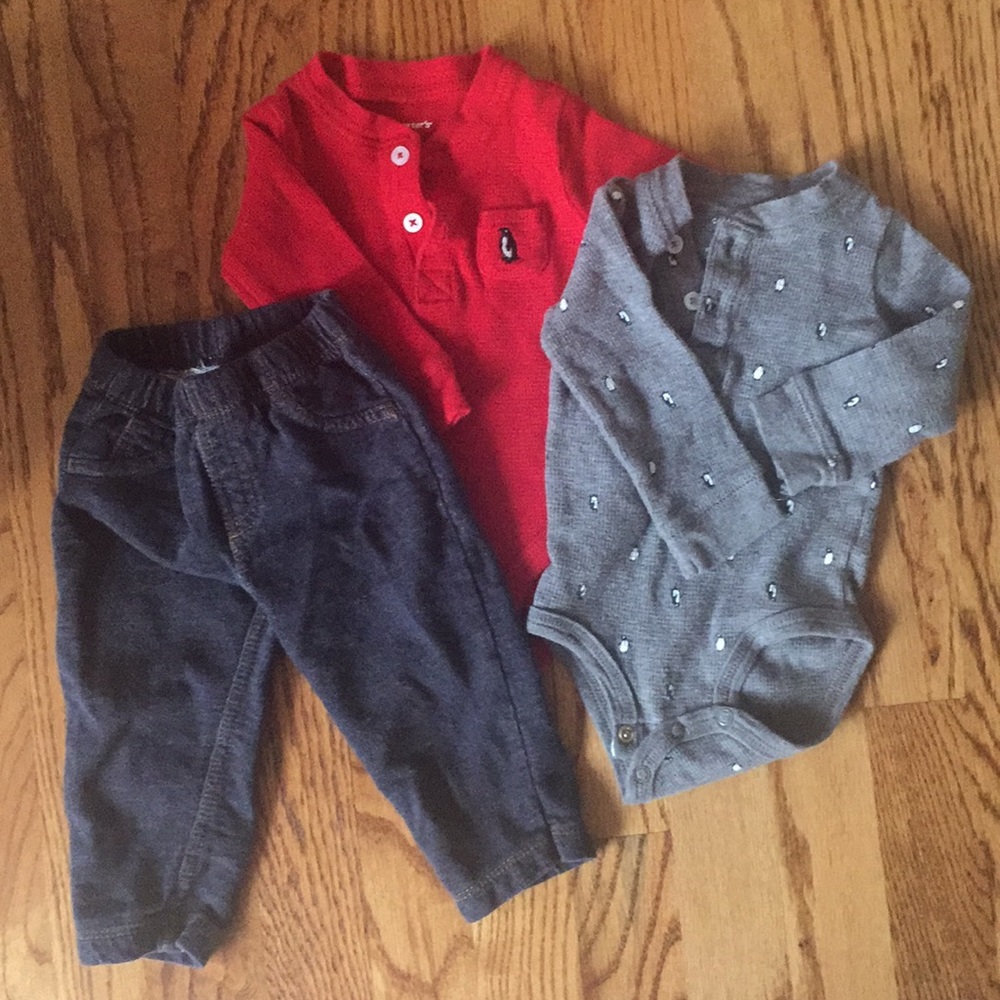 Carter's Penguin Onesies 6-9 month